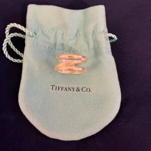 ✅ AUTHENTIC Tiffany &Co ring✅ size 7